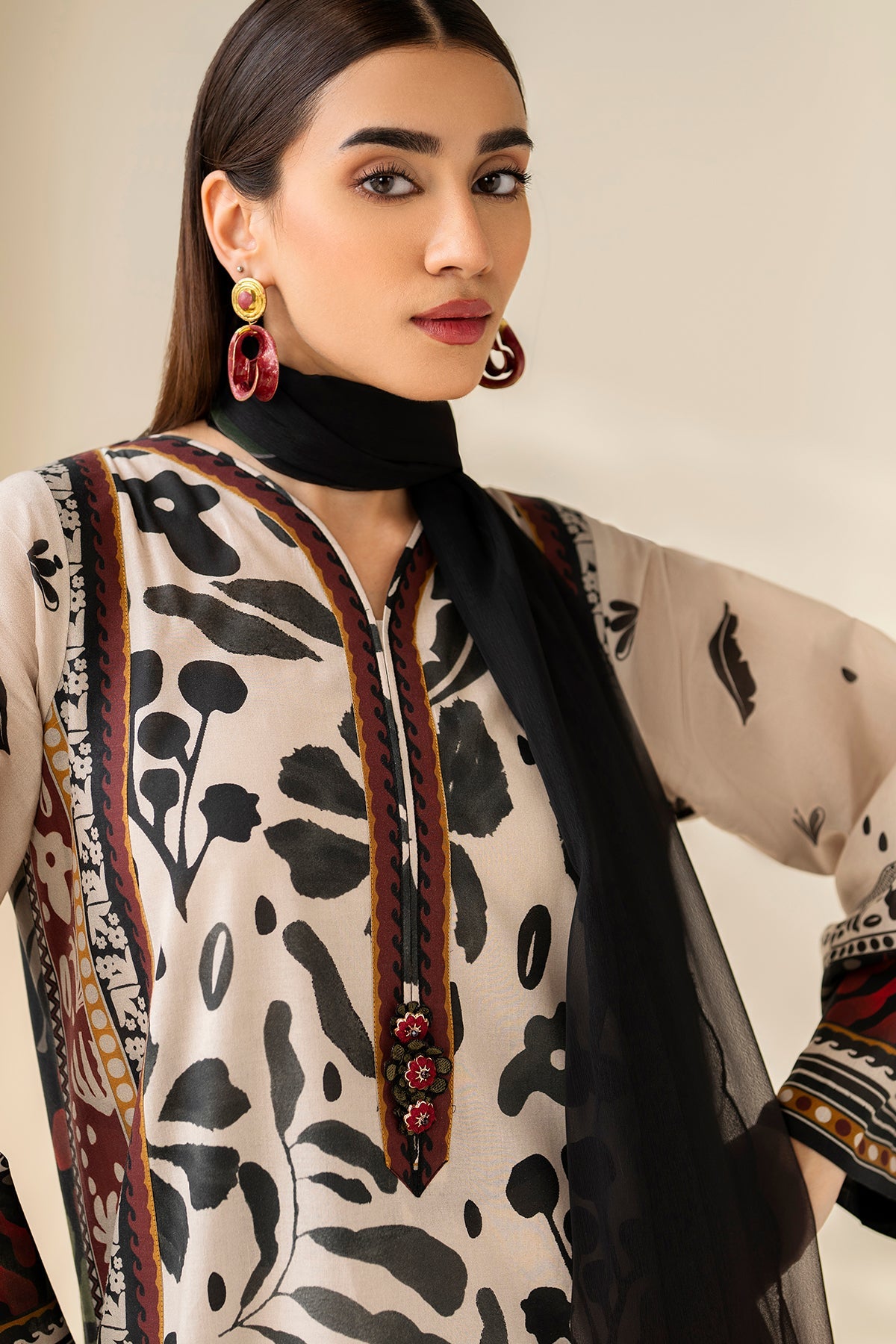 Baroque - Digital PRinted Lawn UF-4199