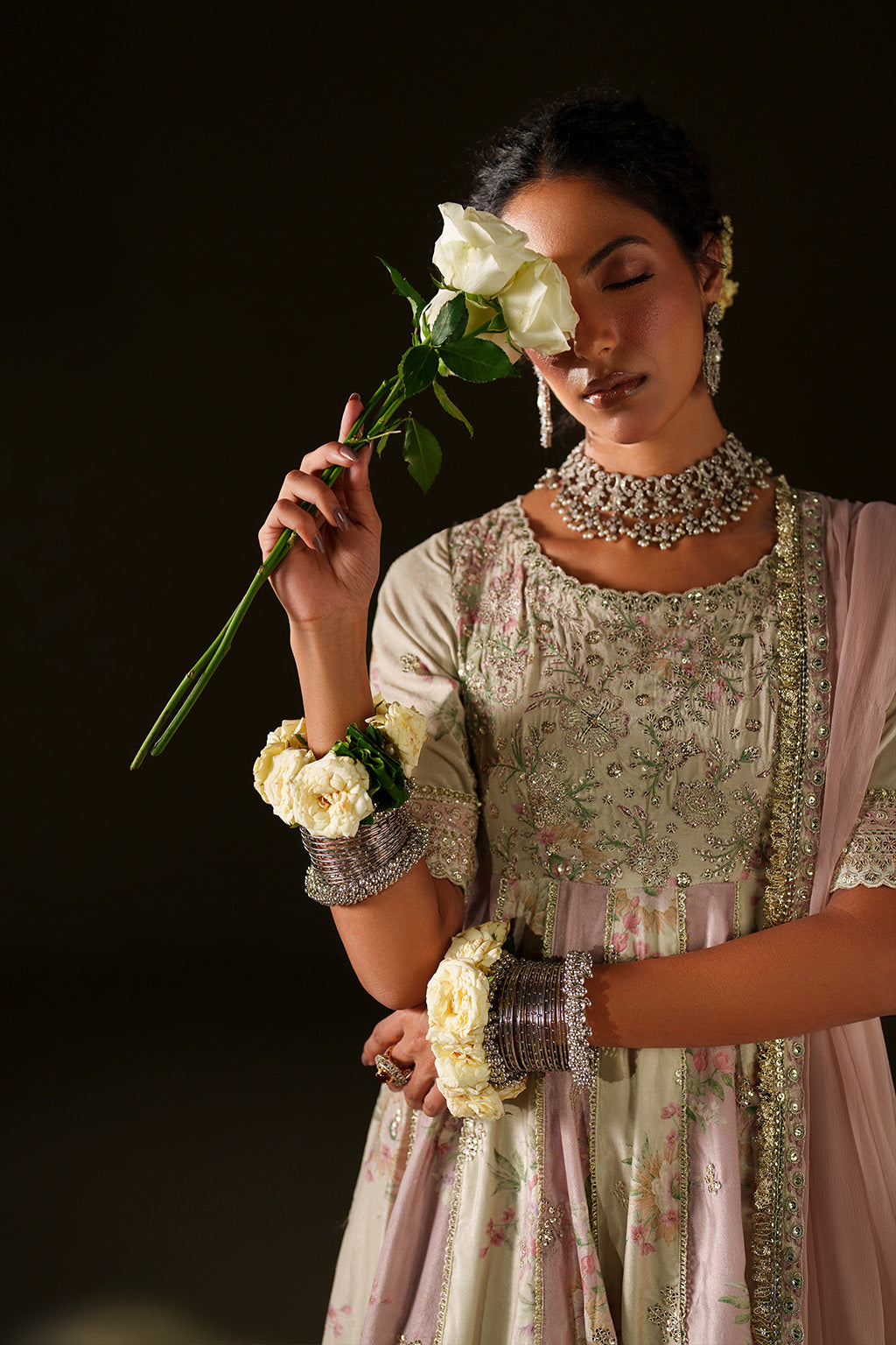 Iznik - Iv-77  Embroidered Velvet