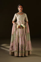 Iznik - Iv-77  Embroidered Velvet