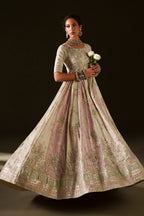 Iznik - Iv-77  Embroidered Velvet