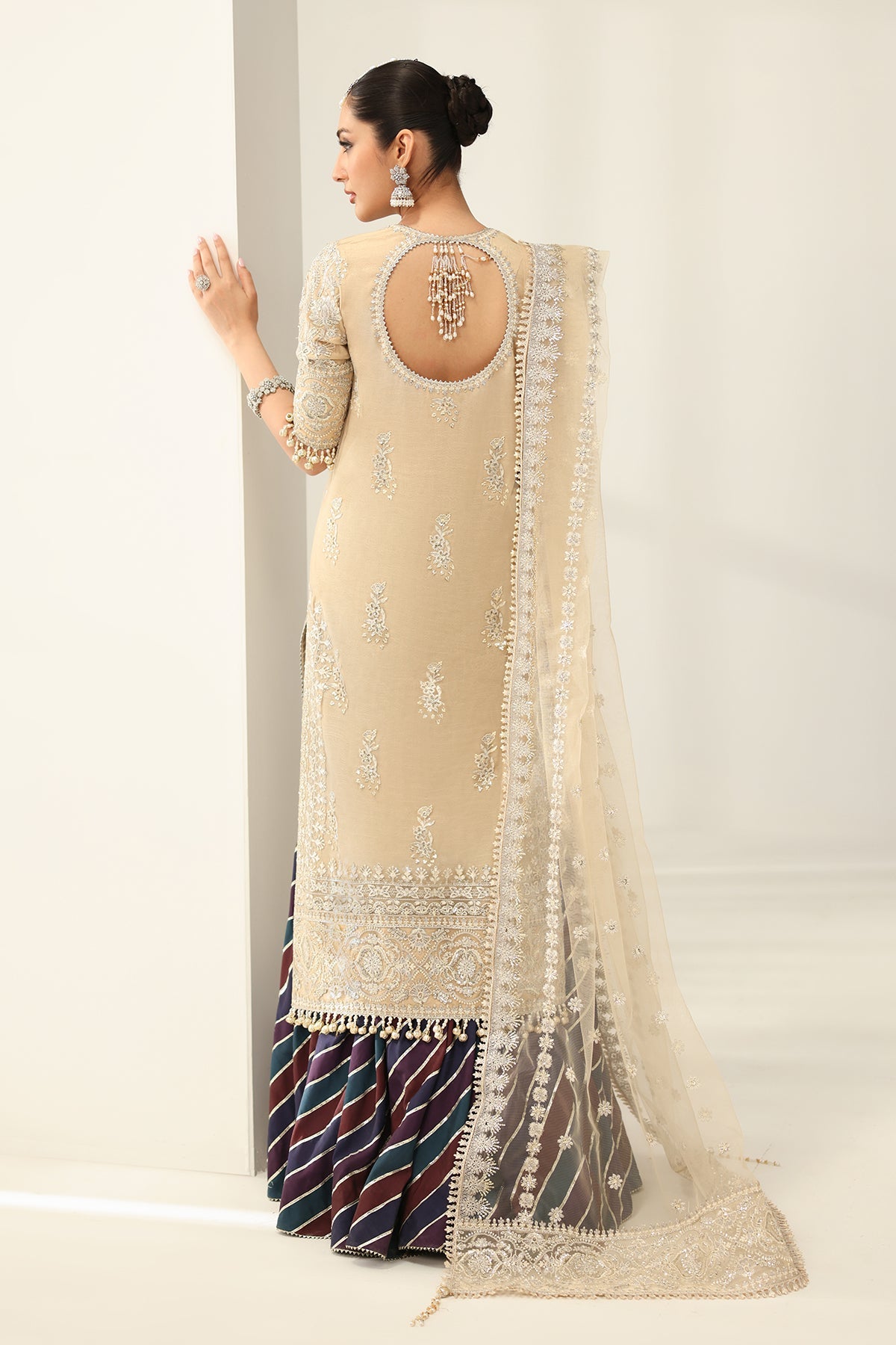 Baroque - Embroidered Net UF-4183