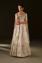Iznik - Iv-77  Embroidered Velvet