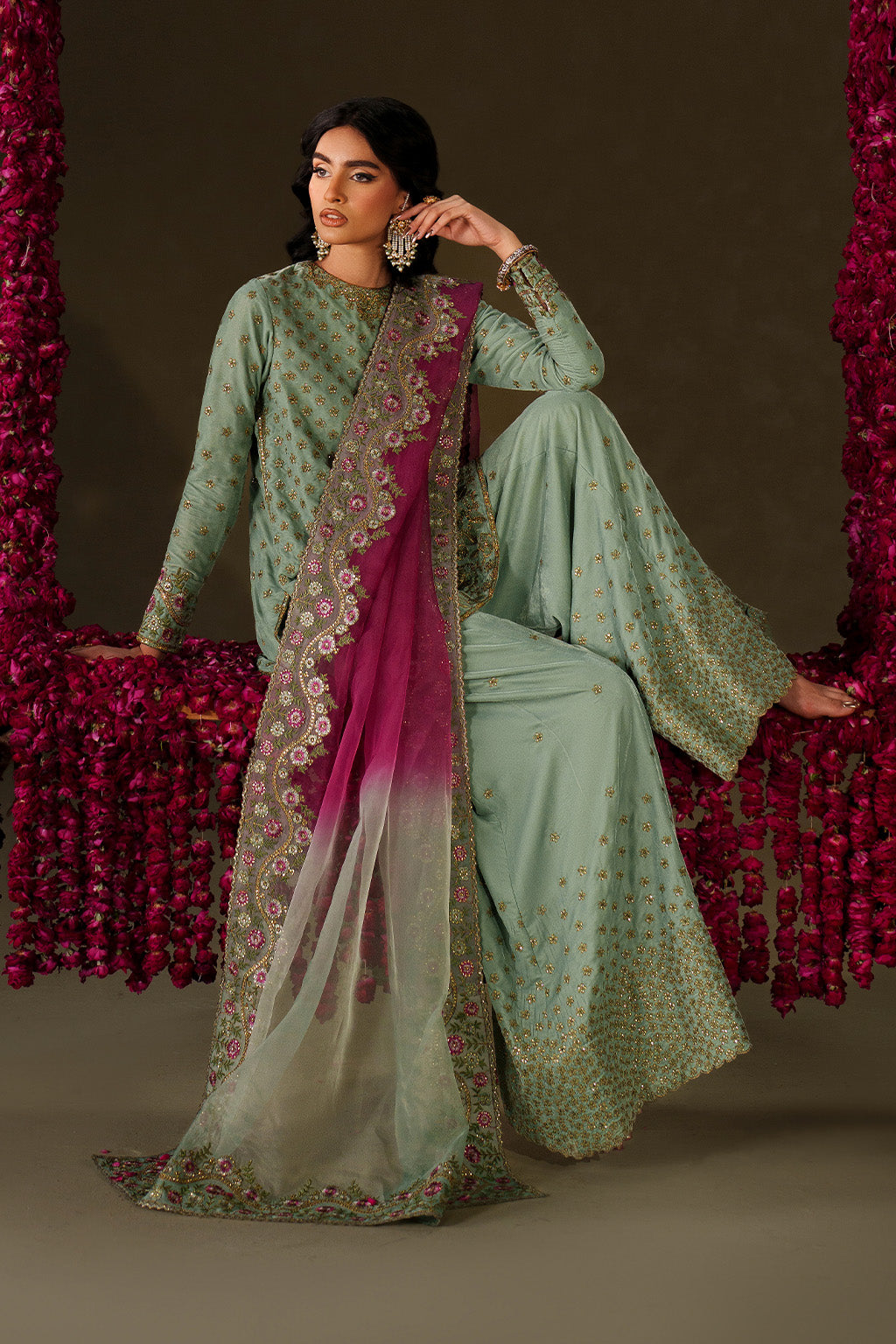 Iznik - Iv-73  Embroidered Velvet