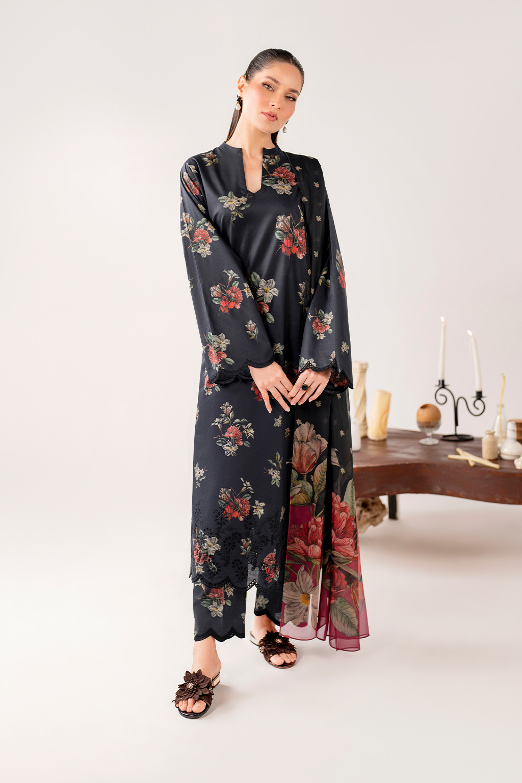 Iznik - Ue-268 Printed Lawn