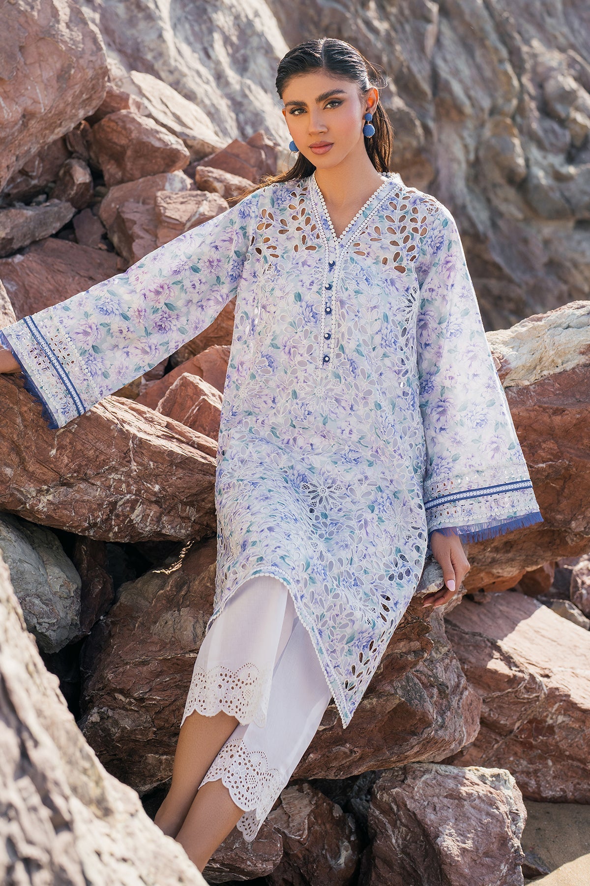 Baroque - Embroidered PRinted Lawn UF-4122