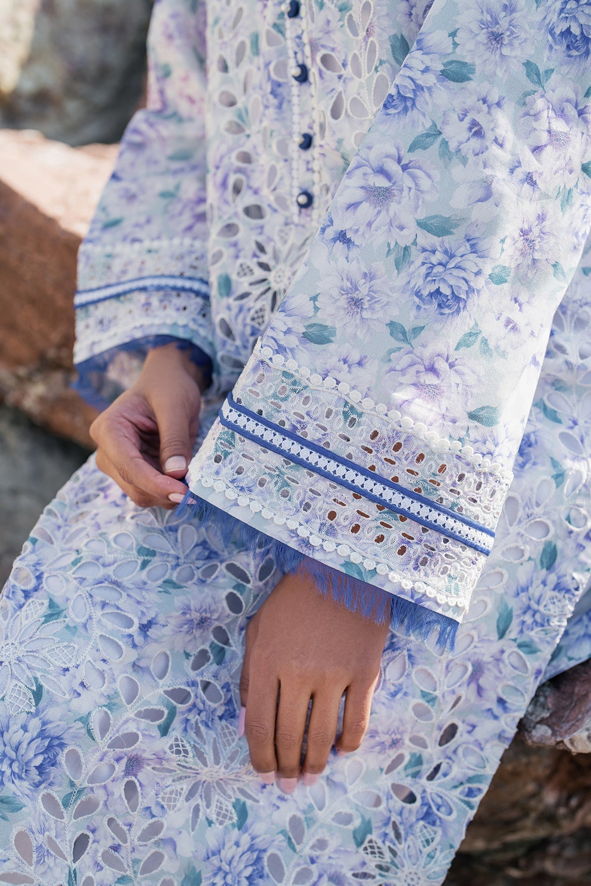 Baroque - Embroidered PRinted Lawn UF-4122