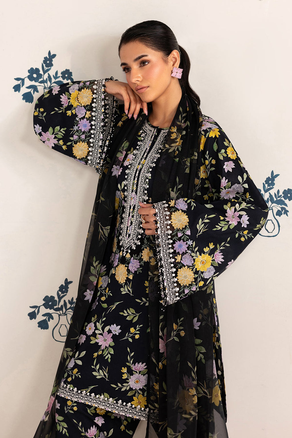 Baroque - Embroidered Lawn UF-4465