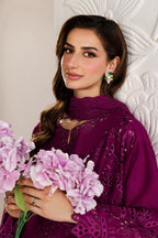 Iznik - Ue-678 Embroidered Lawn