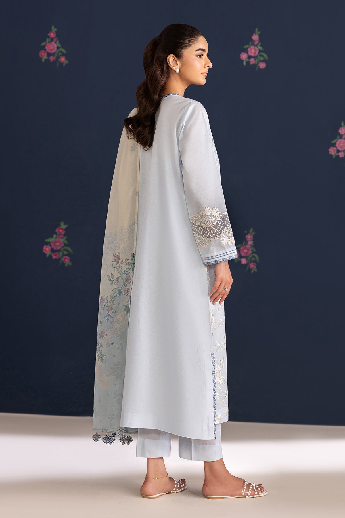 Baroque - Embroidered Lawn UF-4466