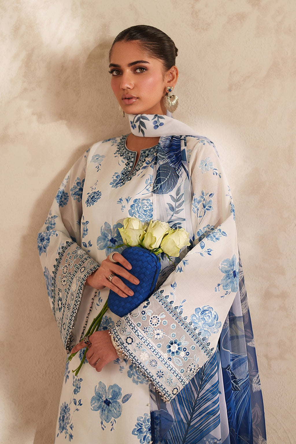 Baroque - Embroidered Lawn UF-4413