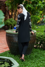 Iznik - Ip-331  Dyed  Lawn