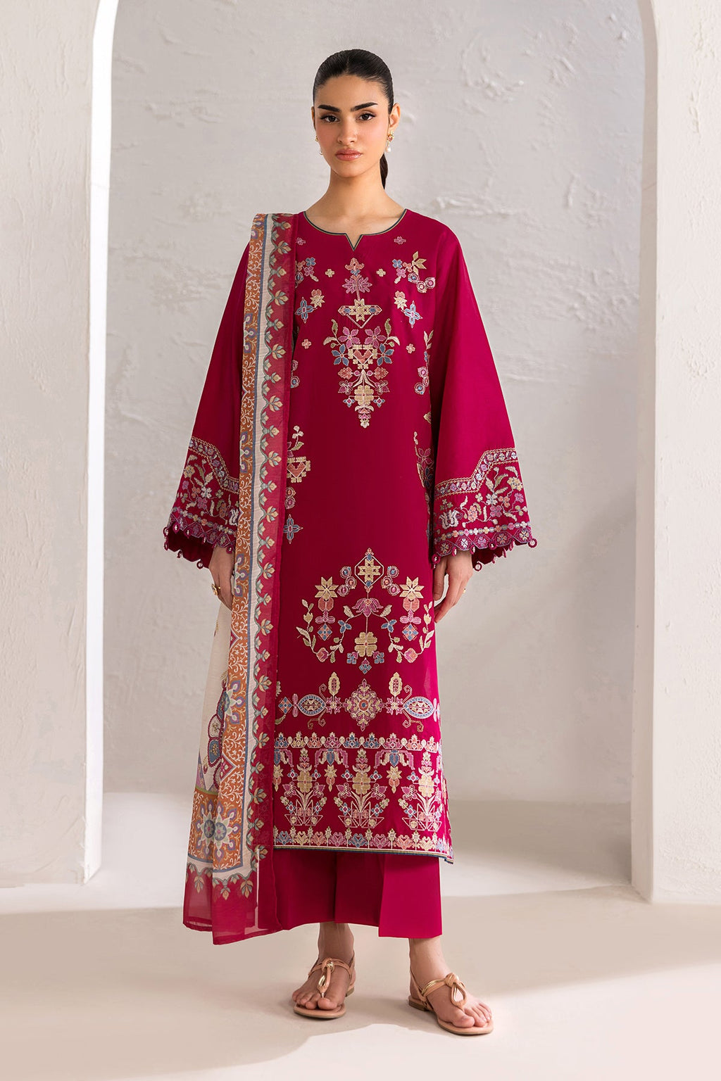 Baroque - Embroidered Lawn UF-4449