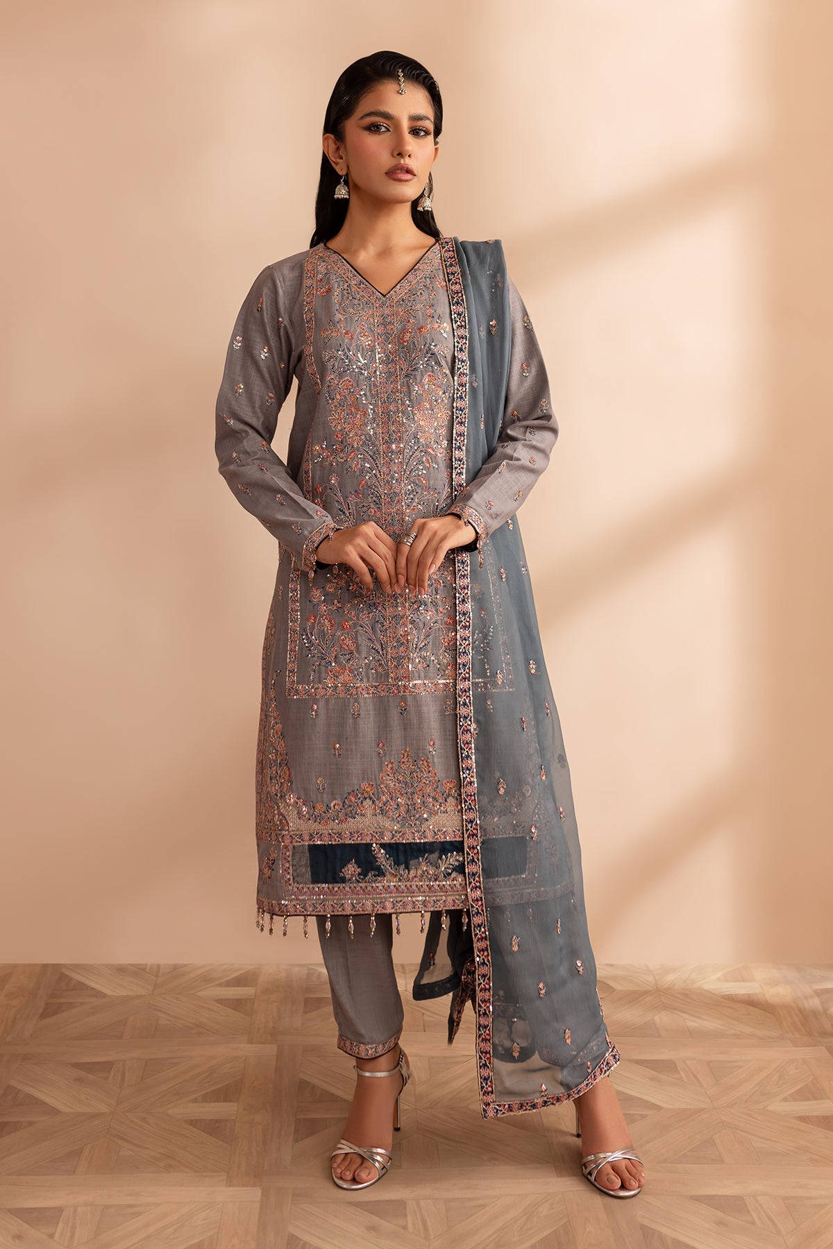 Emaan Adeel - Aabro