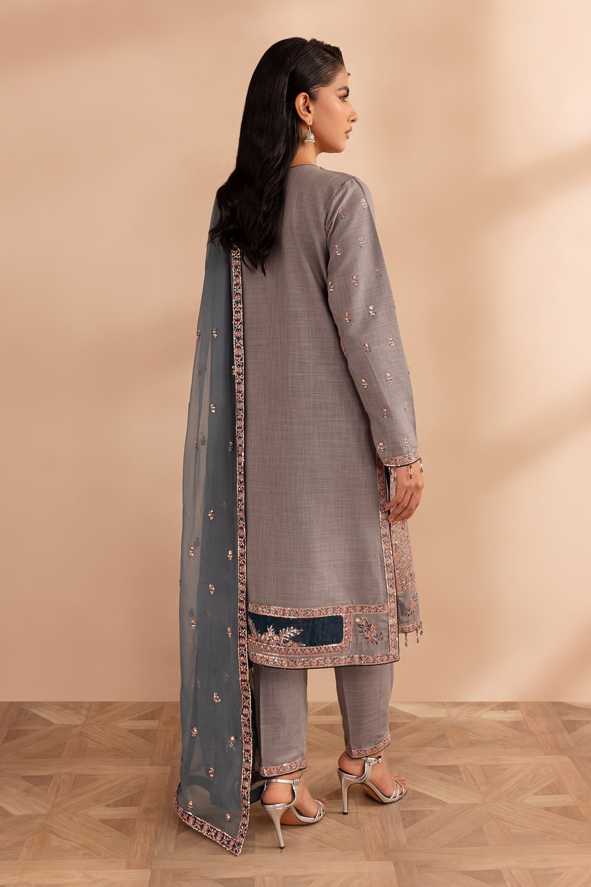 Emaan Adeel - Aabro