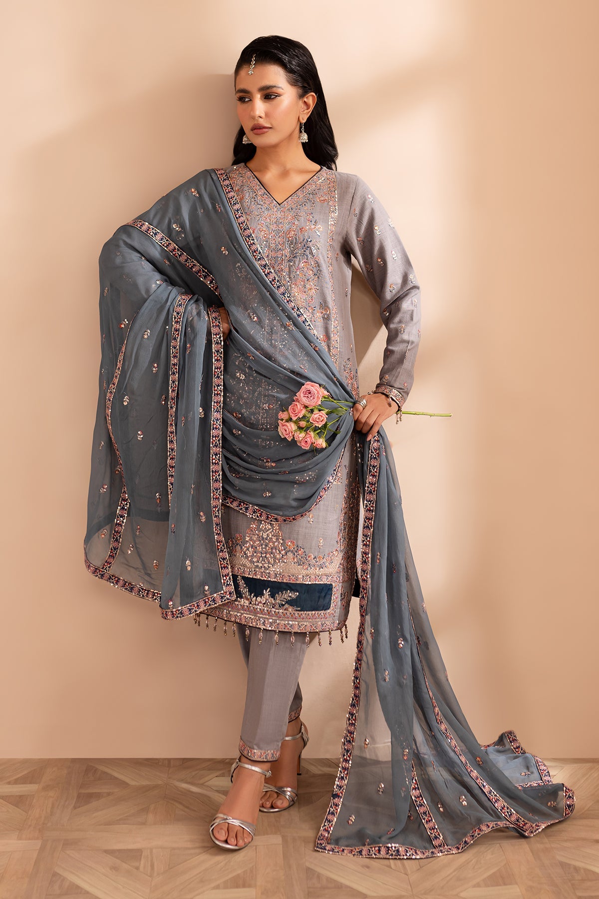 Emaan Adeel - Aabro