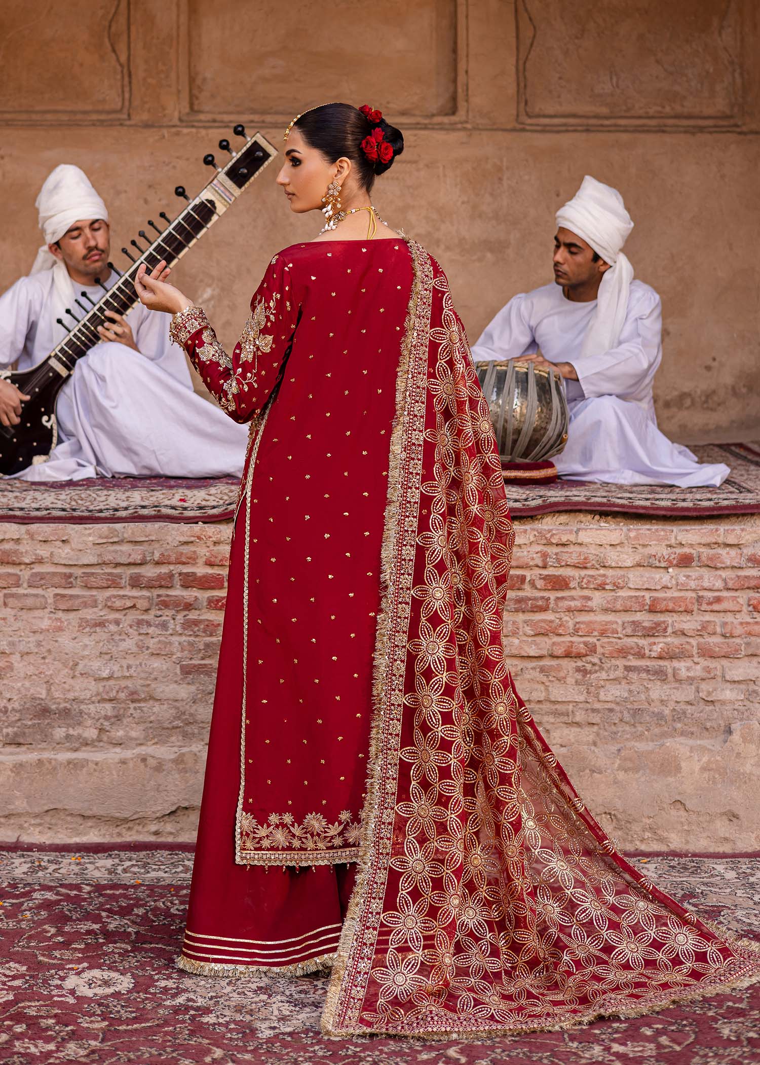 Akbar Aslam - Arusa