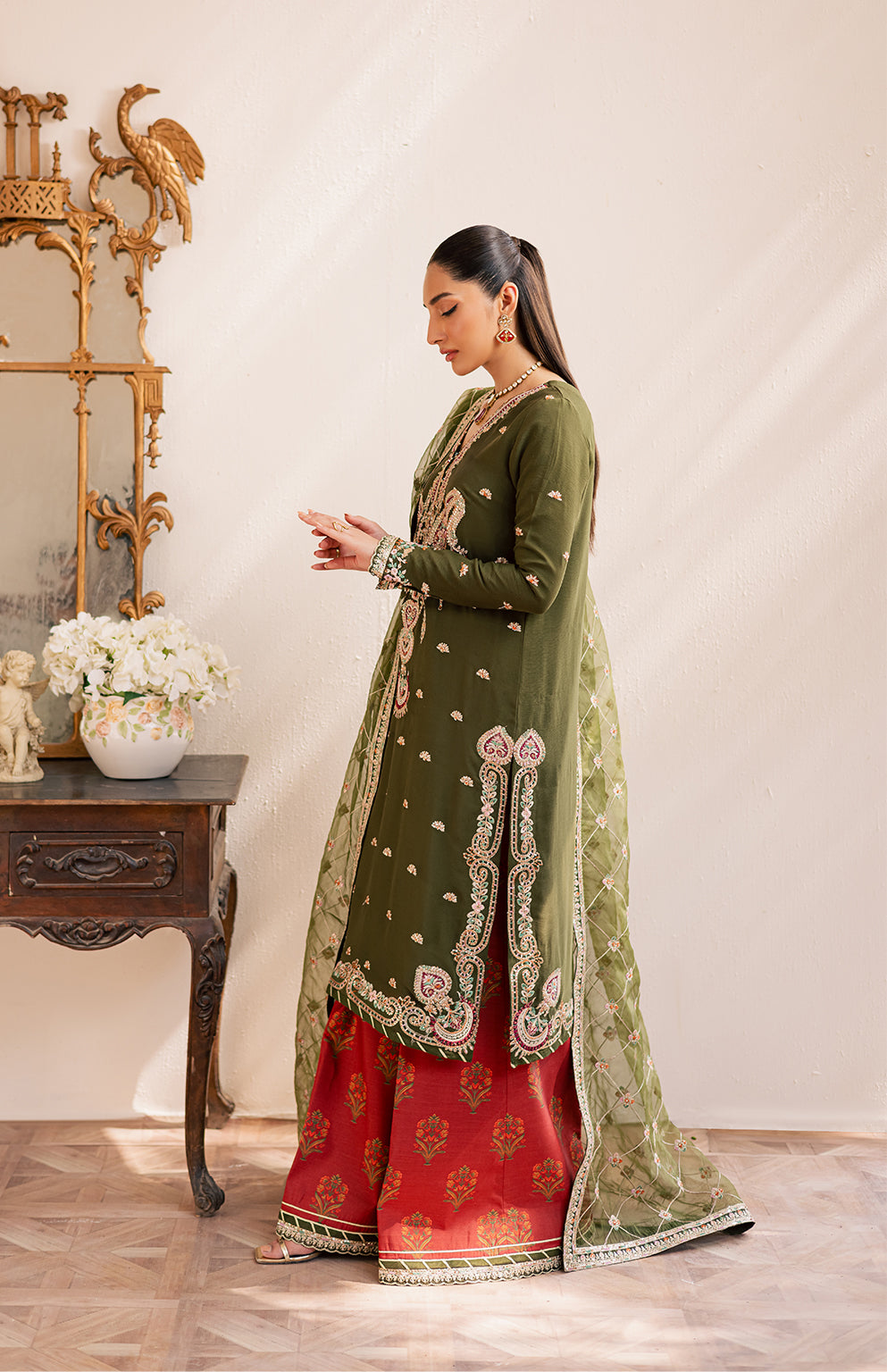 Emaan Adeel - Oraya