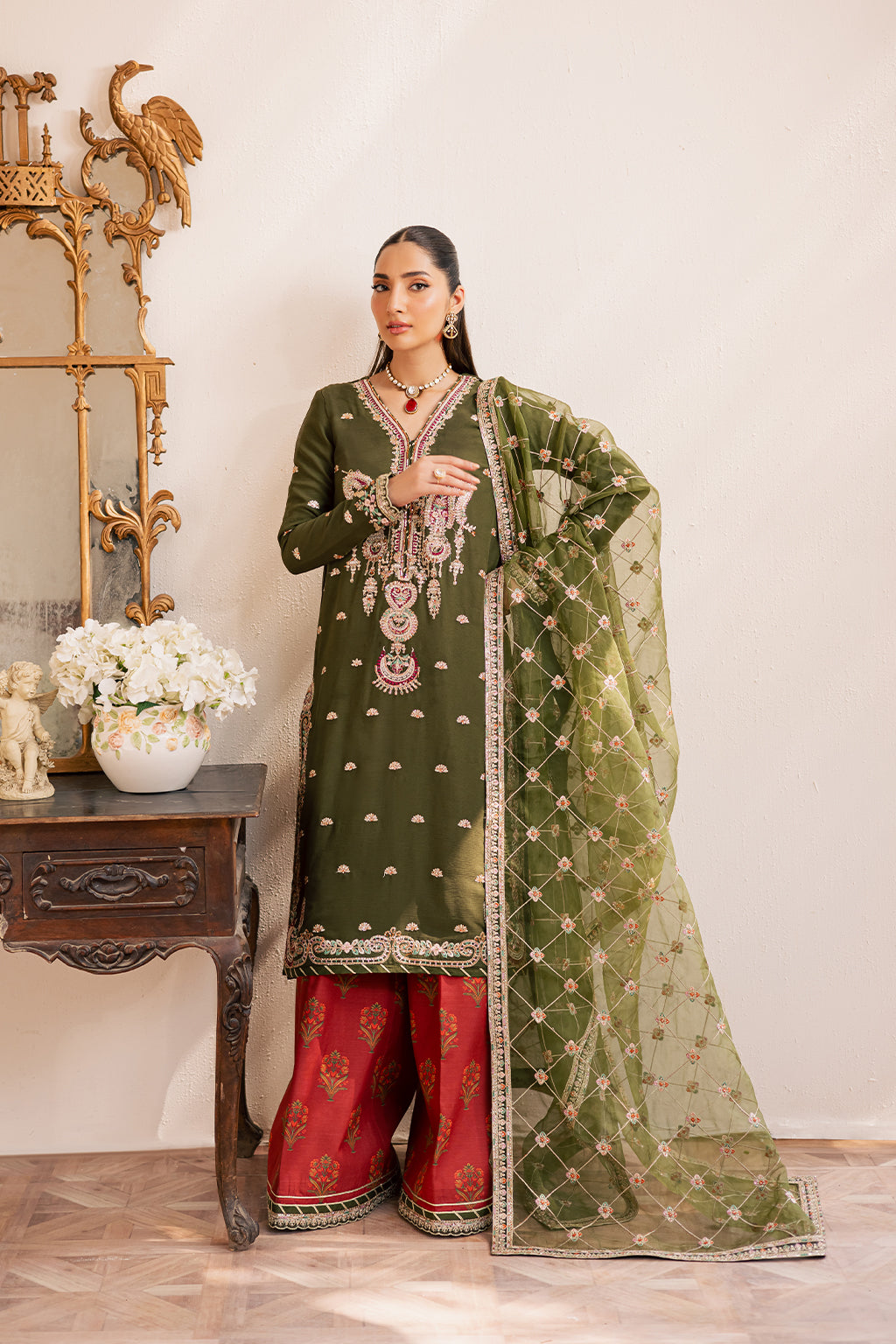 Emaan Adeel - Oraya
