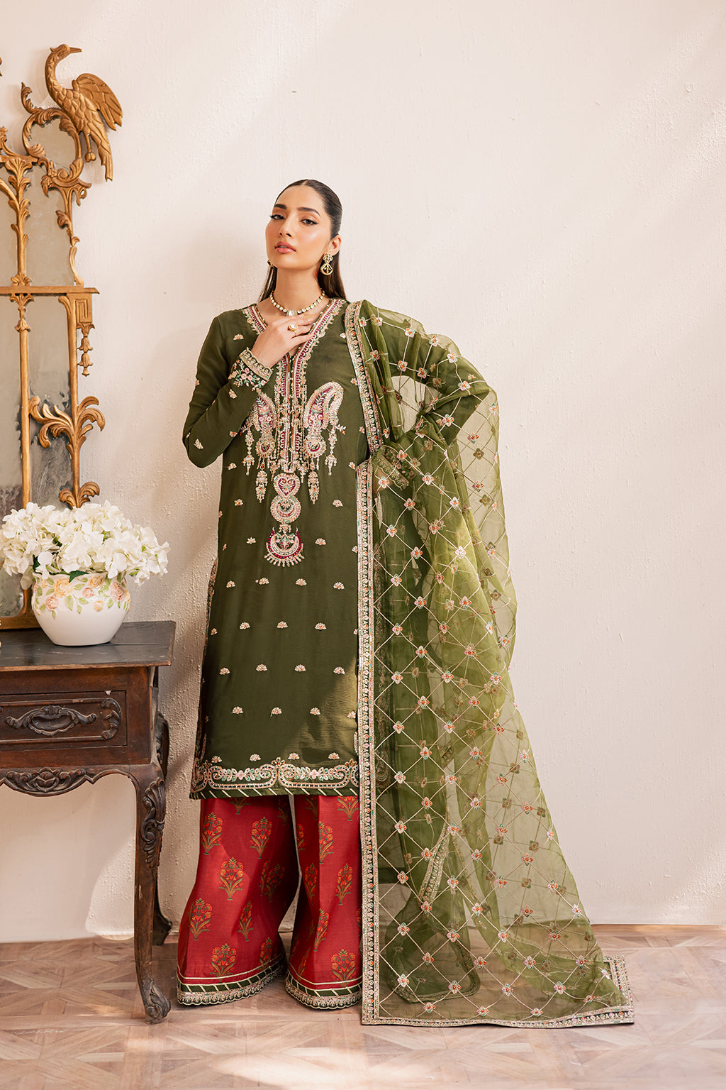 Emaan Adeel - Oraya