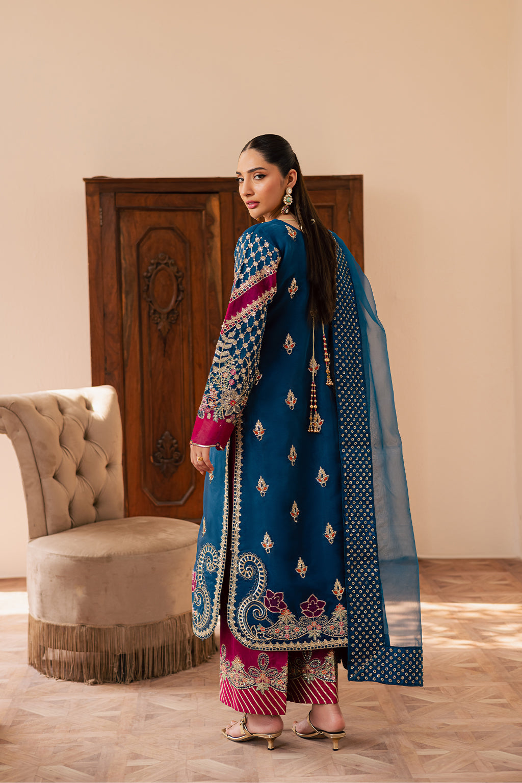 Emaan Adeel - Avoir