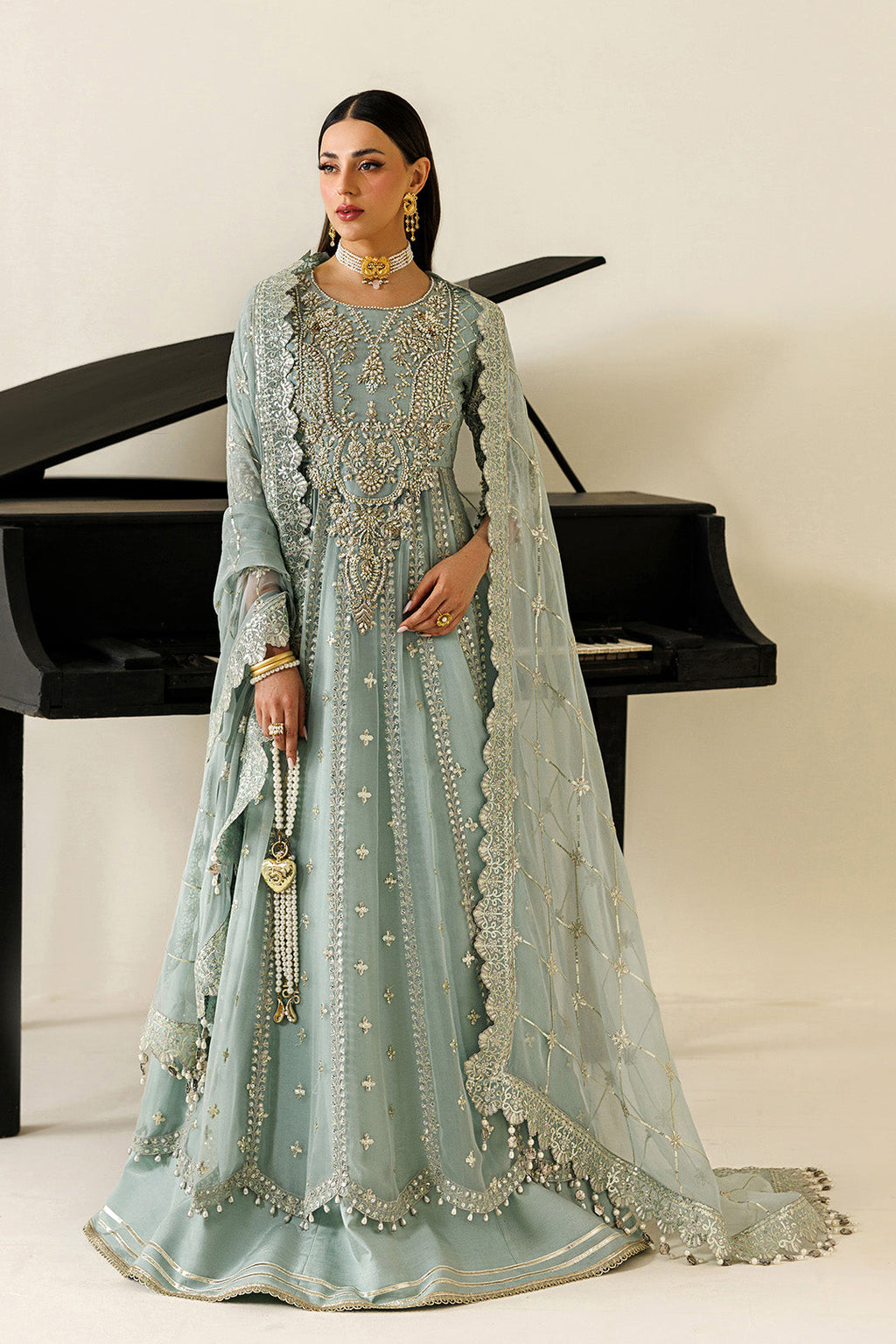 Alizeh - Af-Bhm-4070-Sinoor