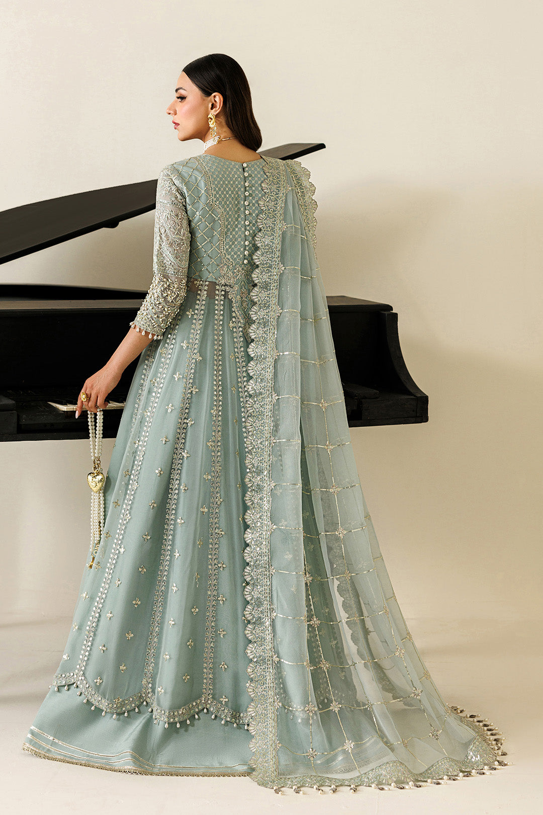 Alizeh - Af-Bhm-4070-Sinoor