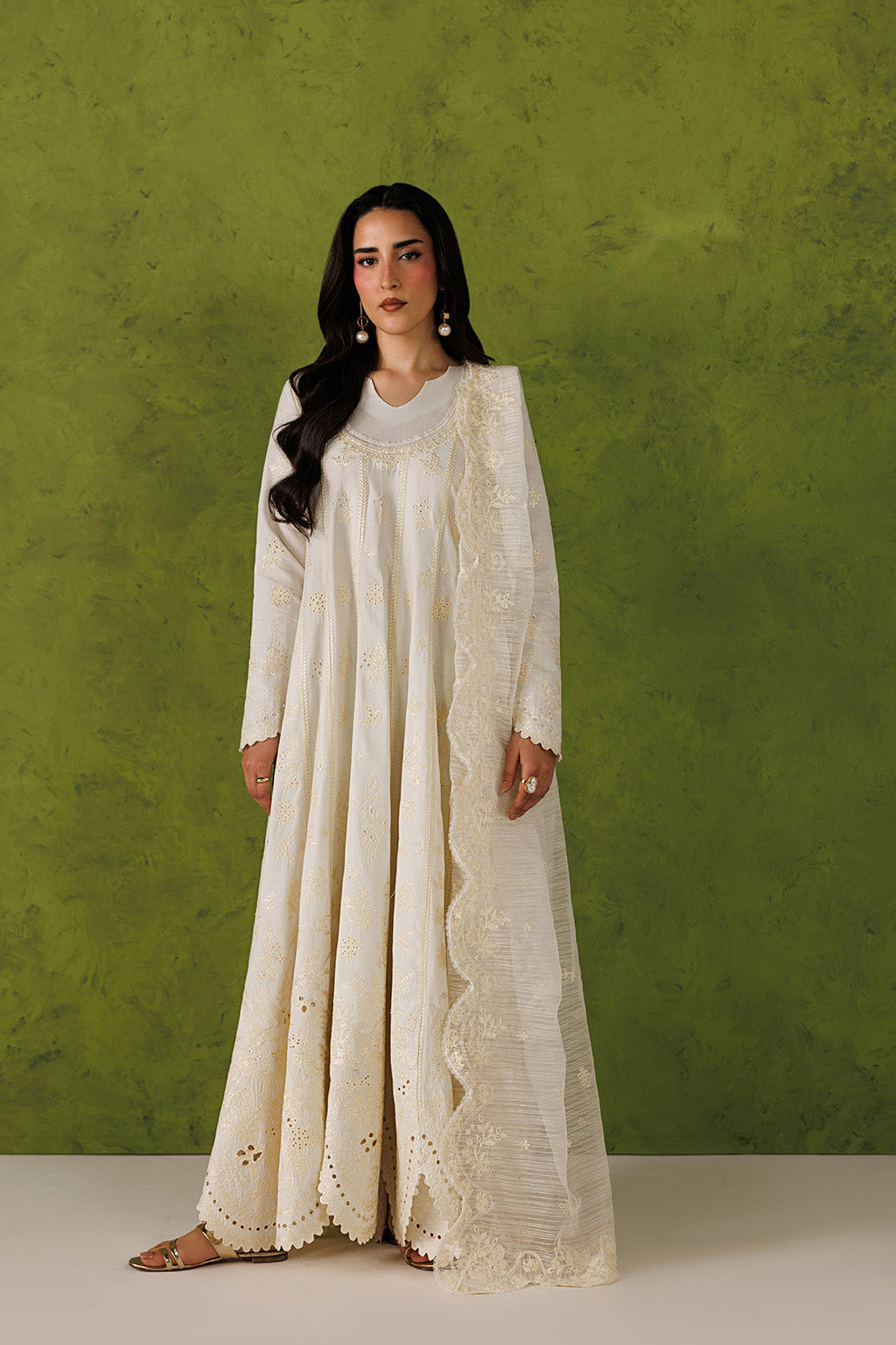 Emaan Adeel - Ivory Edit
