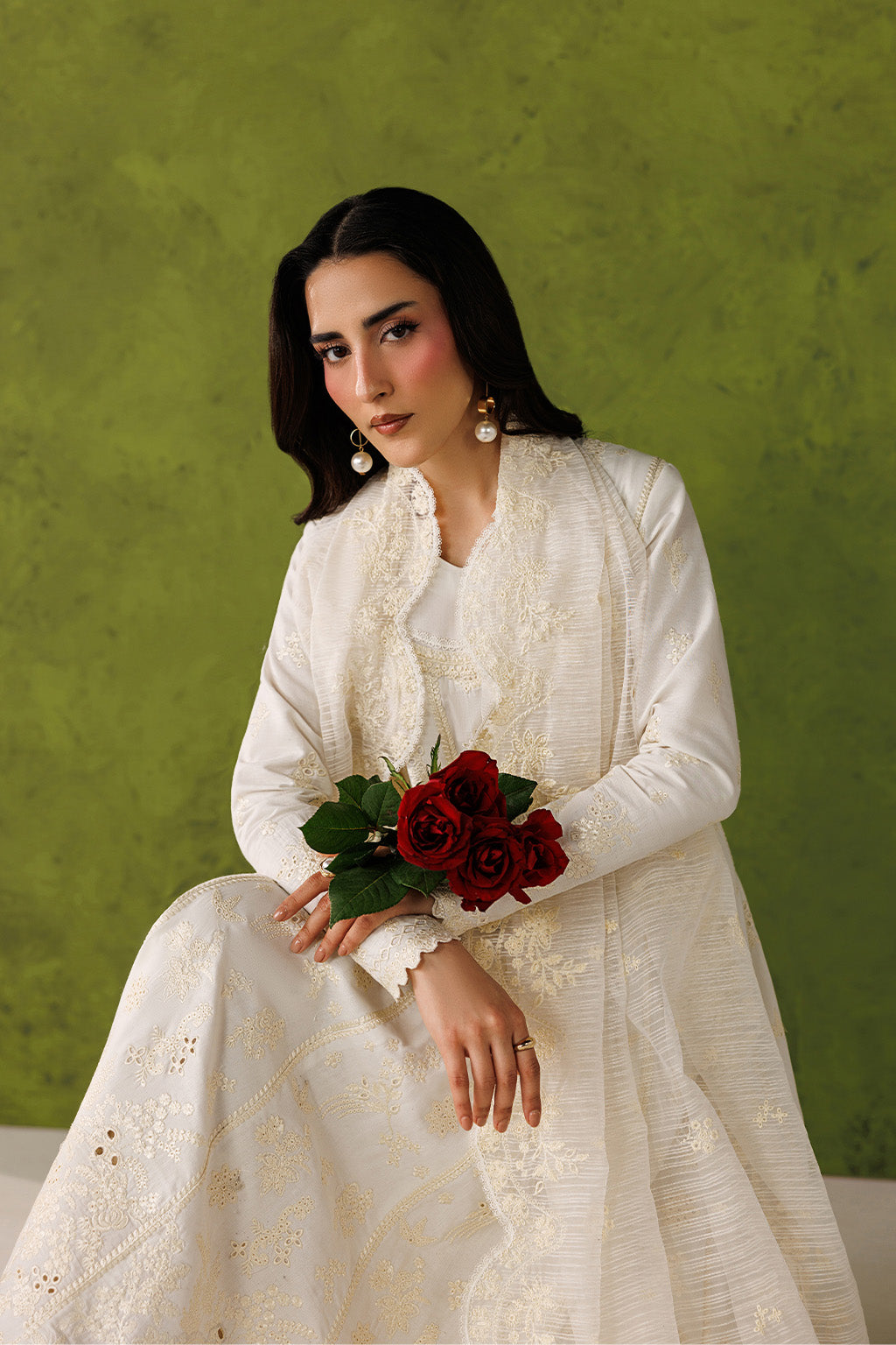 Emaan Adeel - Ivory Edit