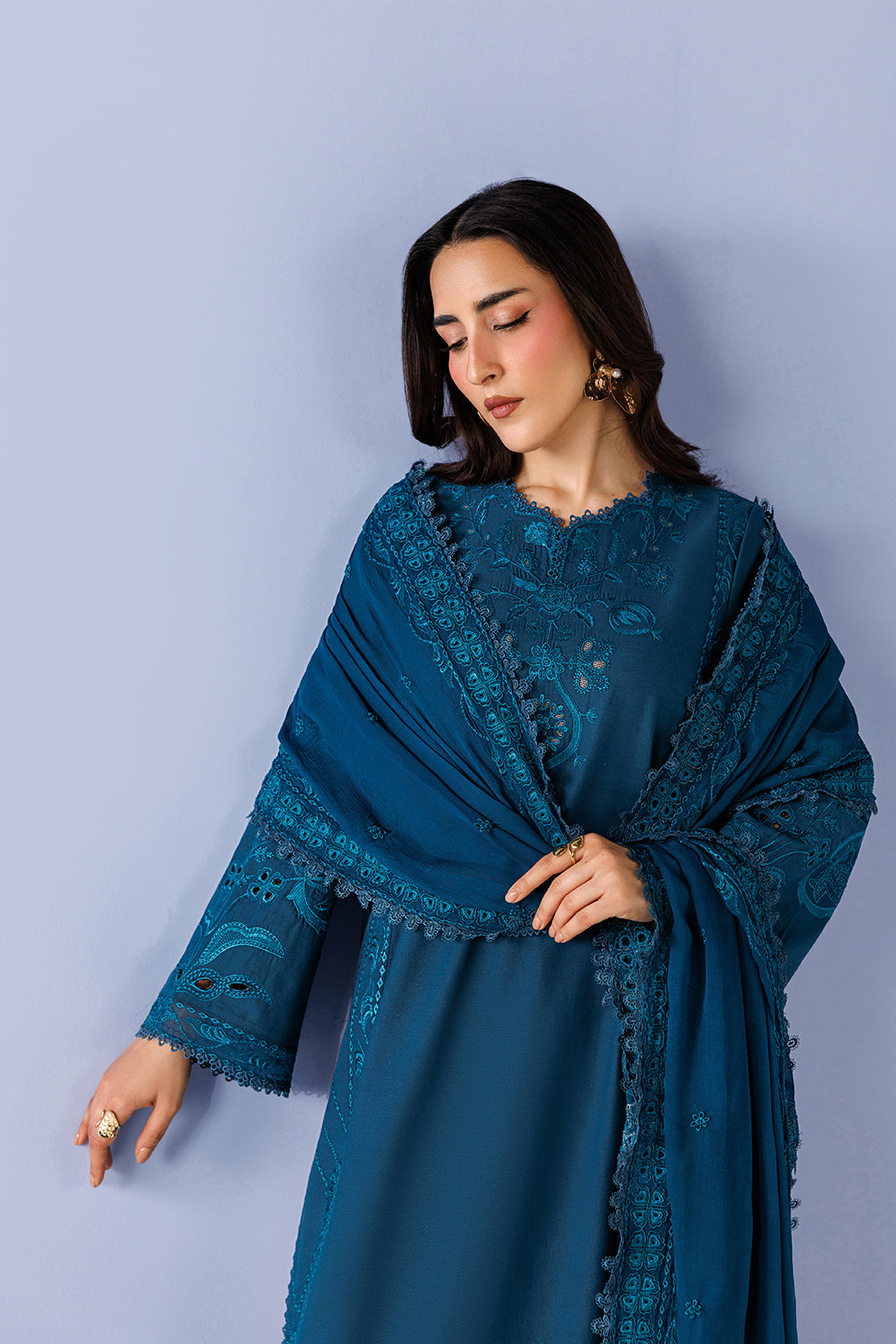 Emaan Adeel - Avenoir
