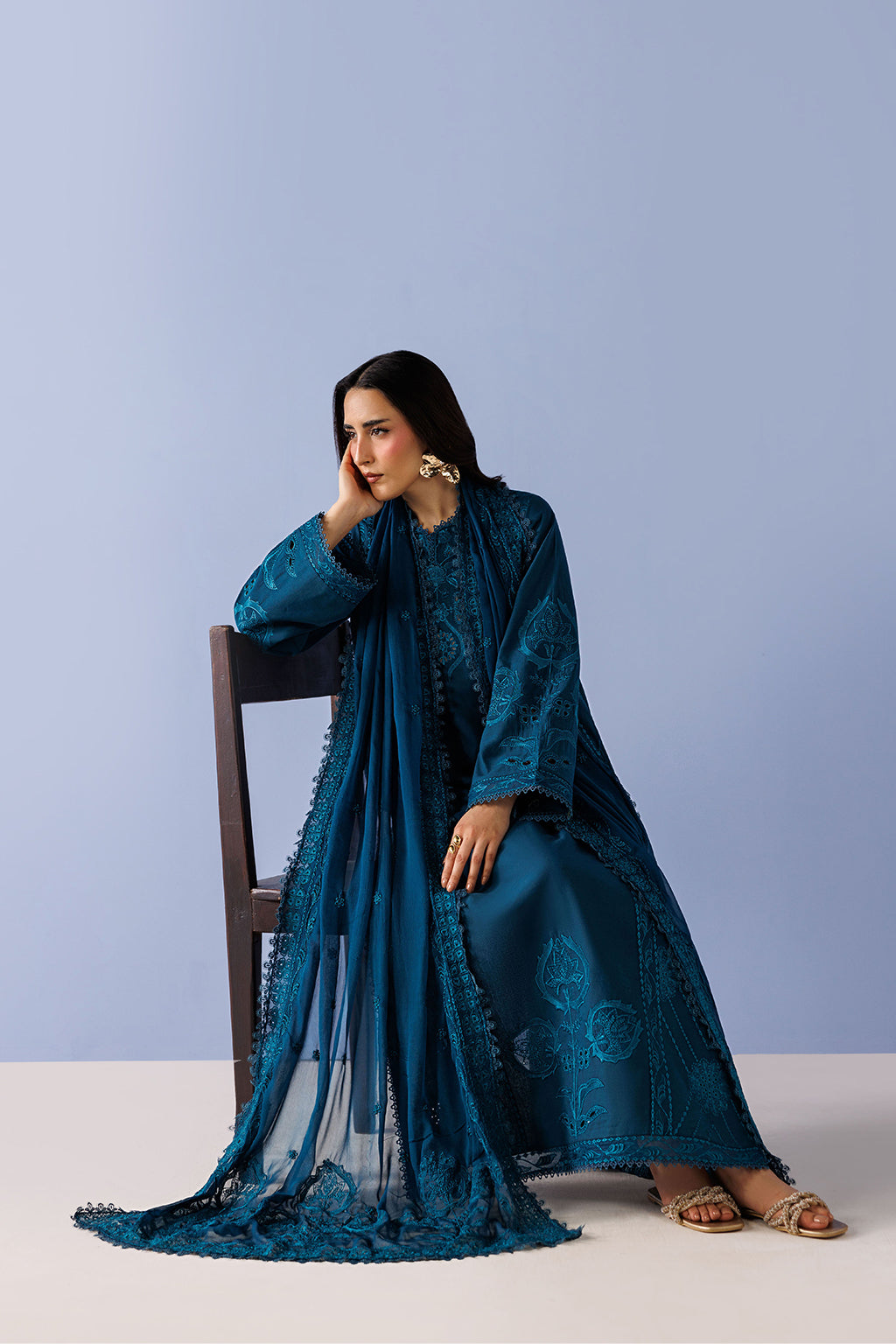 Emaan Adeel - Avenoir