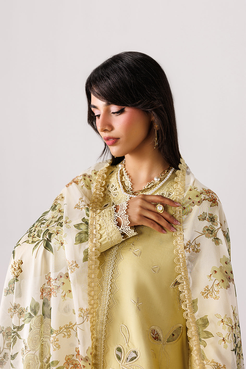 Emaan Adeel - Modish