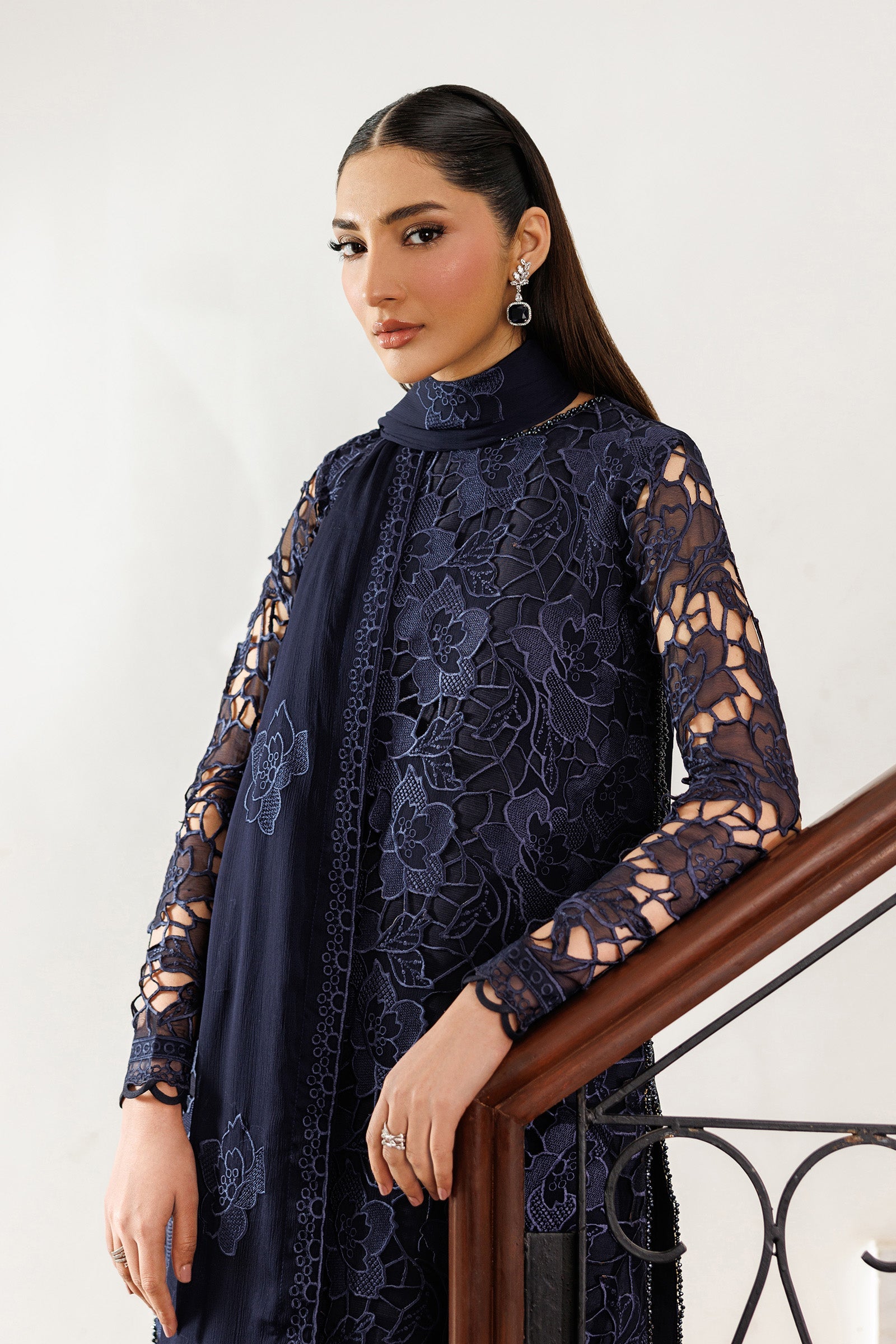 Zarif - Saraya