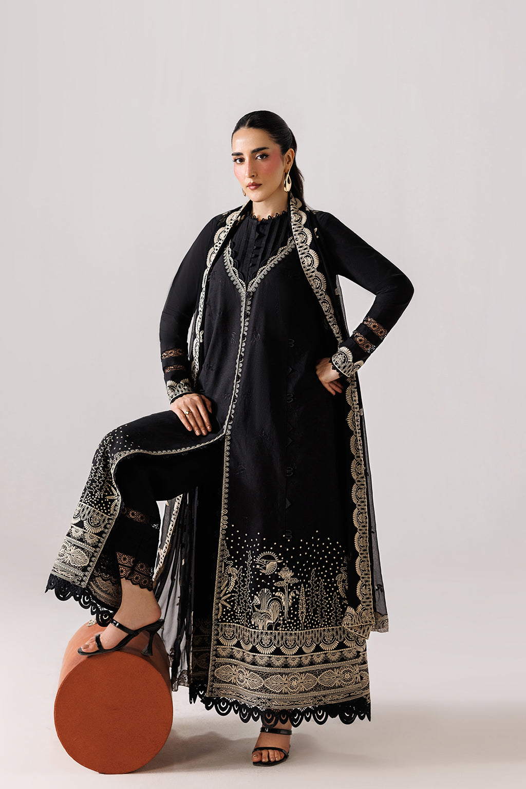 Emaan Adeel - Eleve