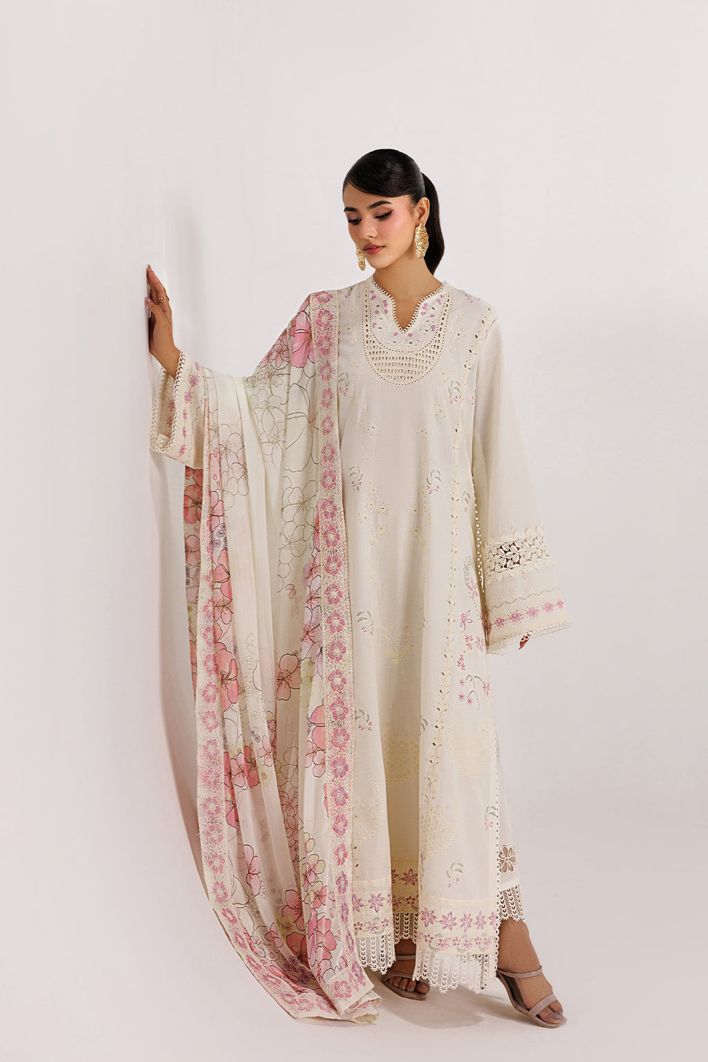 Emaan Adeel - Minimalism
