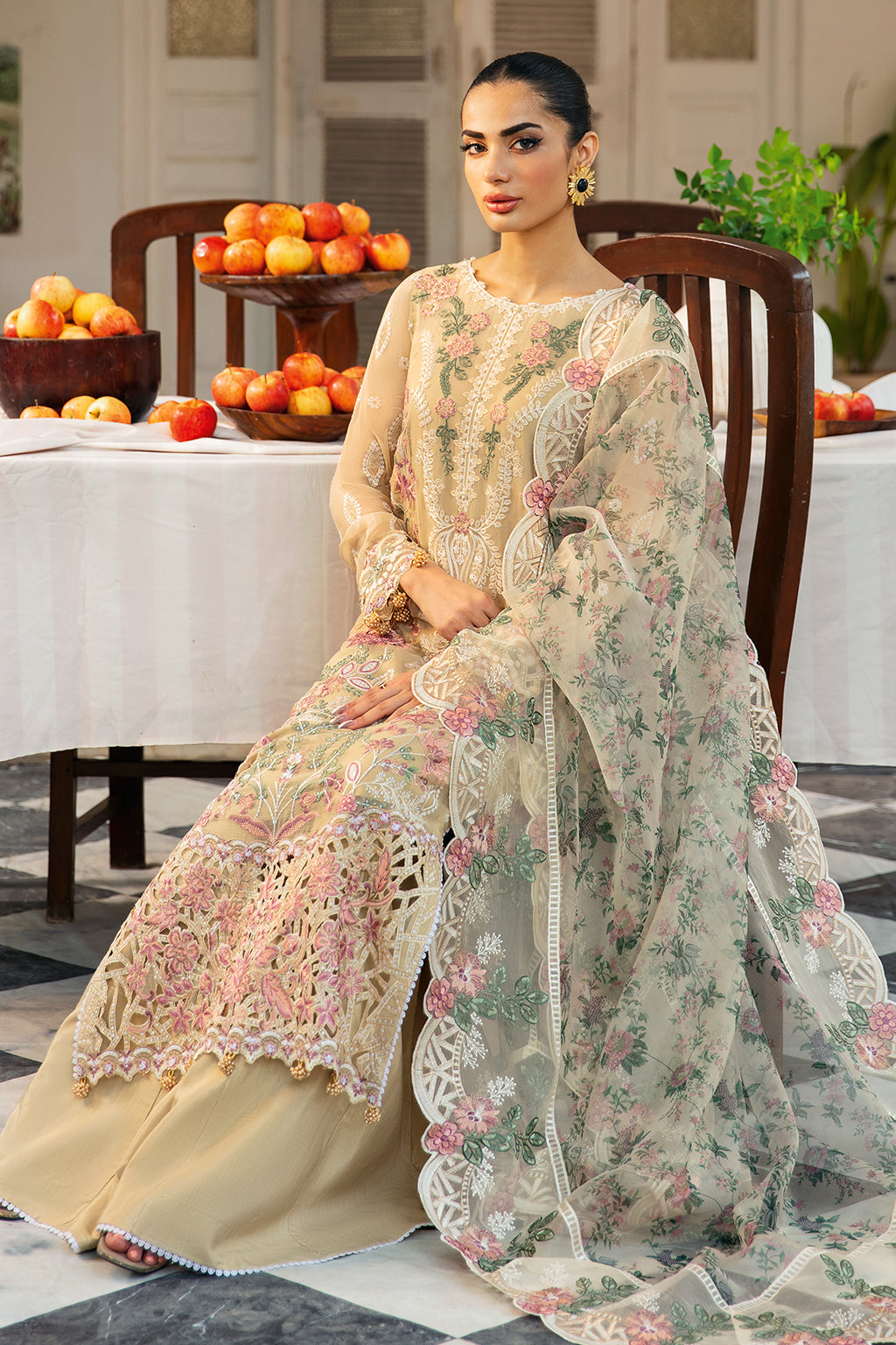 Ramsha - Q-105