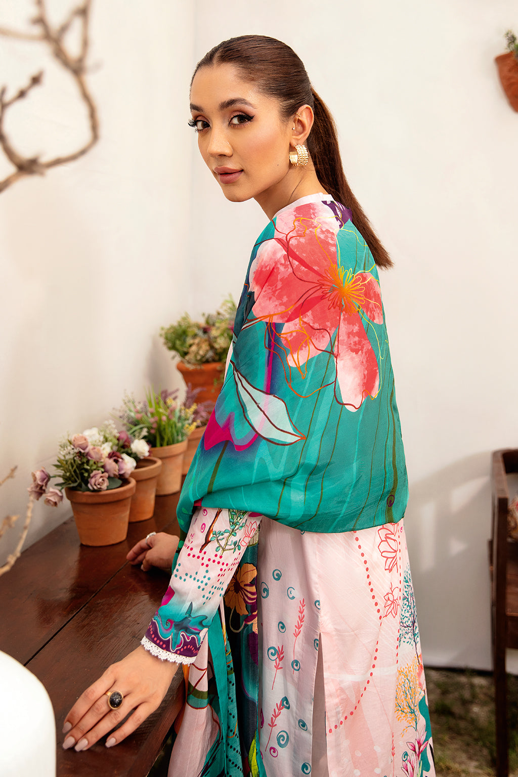 Ramsha - L-1204