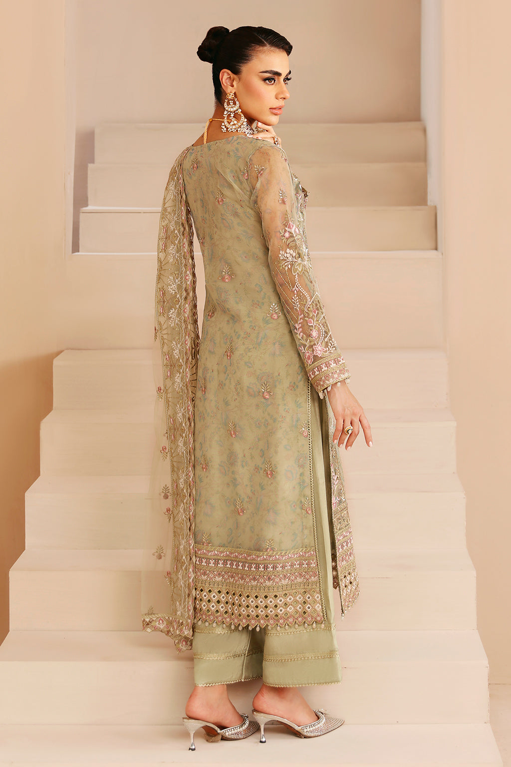 Ramsha - E-208
