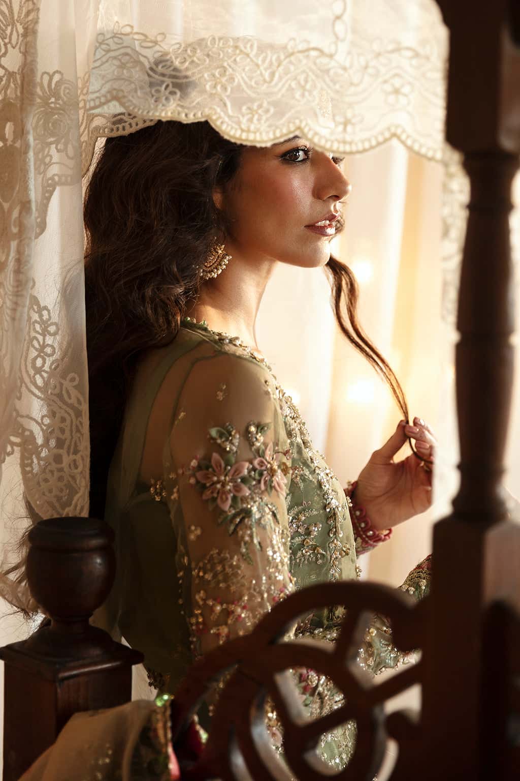 Afrozeh - Shreya