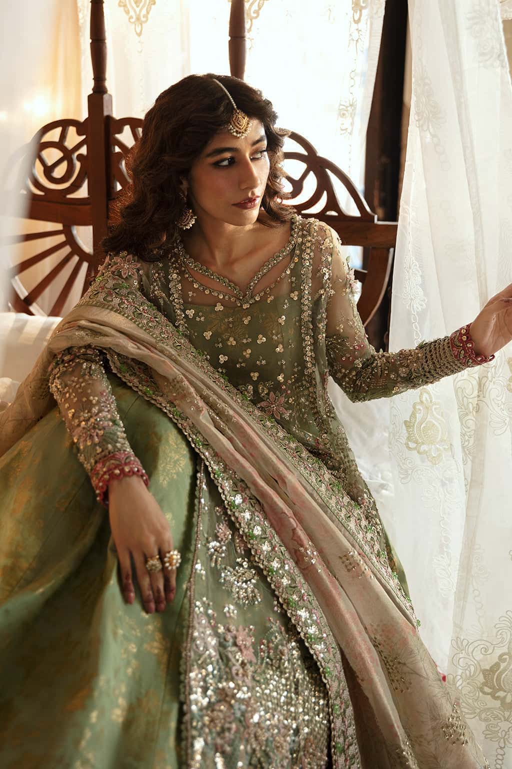 Afrozeh - Shreya