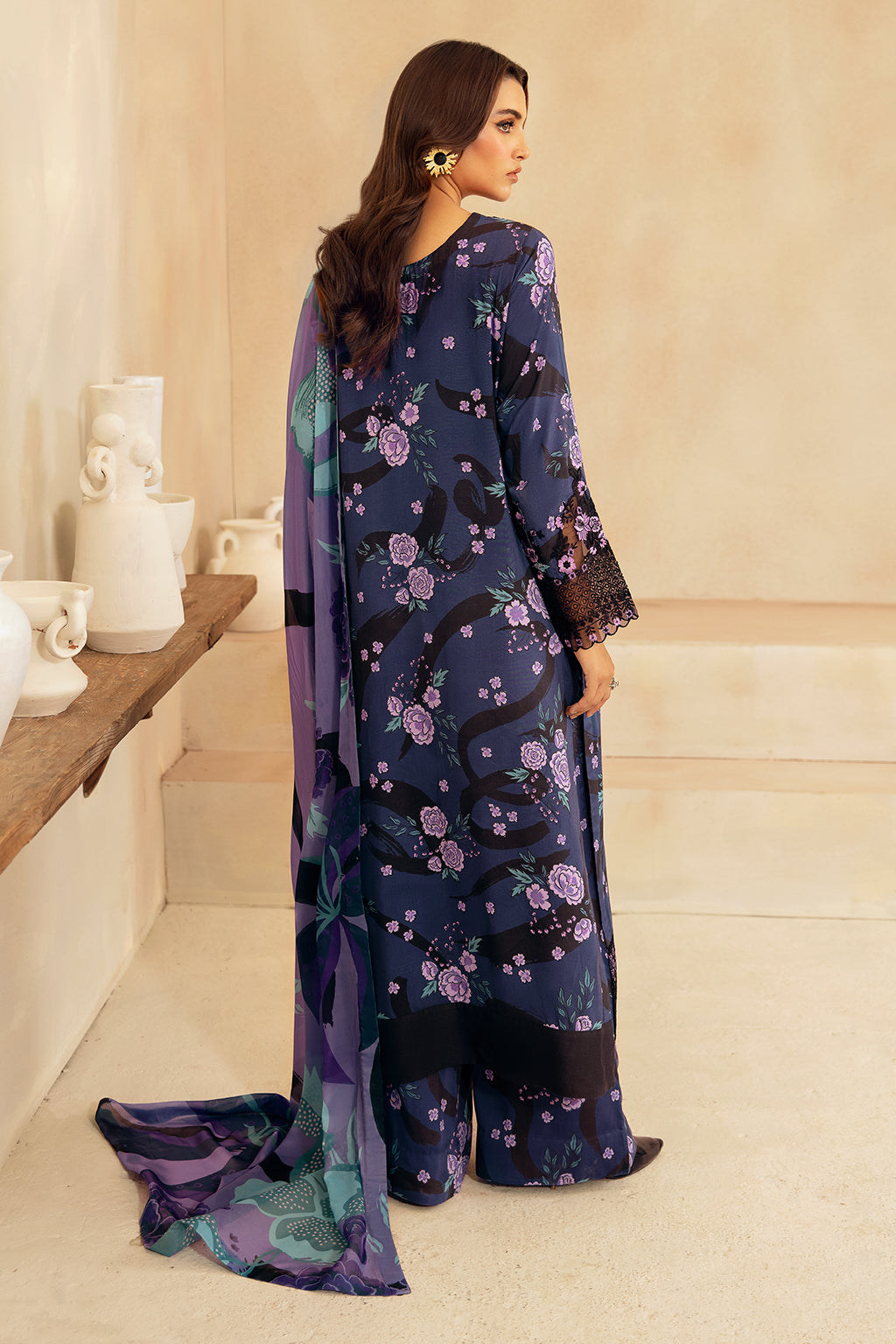 Ramsha - J-405