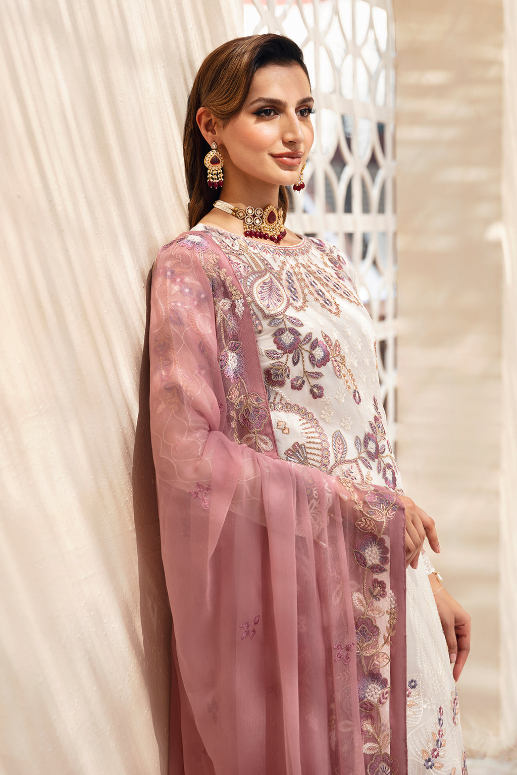 Ramsha - A-902