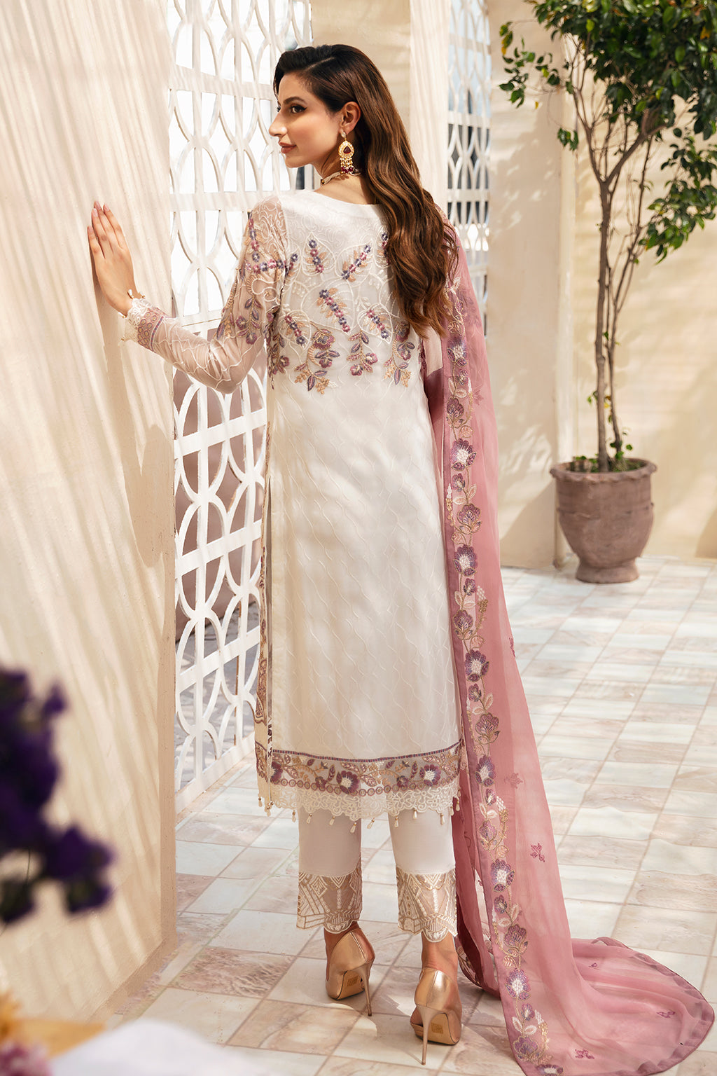 Ramsha - A-902