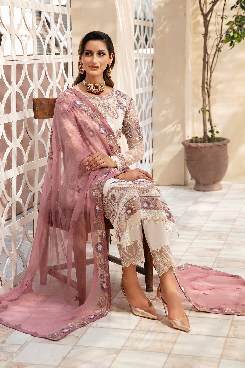 Ramsha - A-902