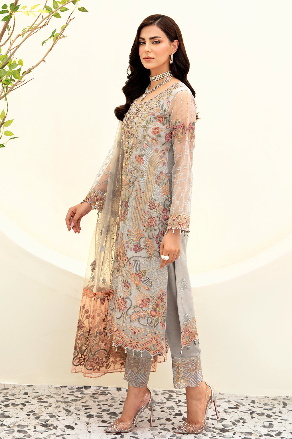 Ramsha - M-909