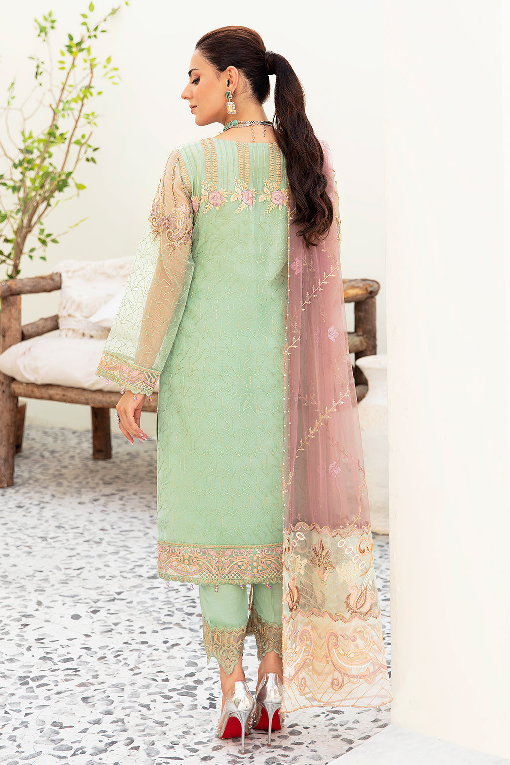 Ramsha - M-905