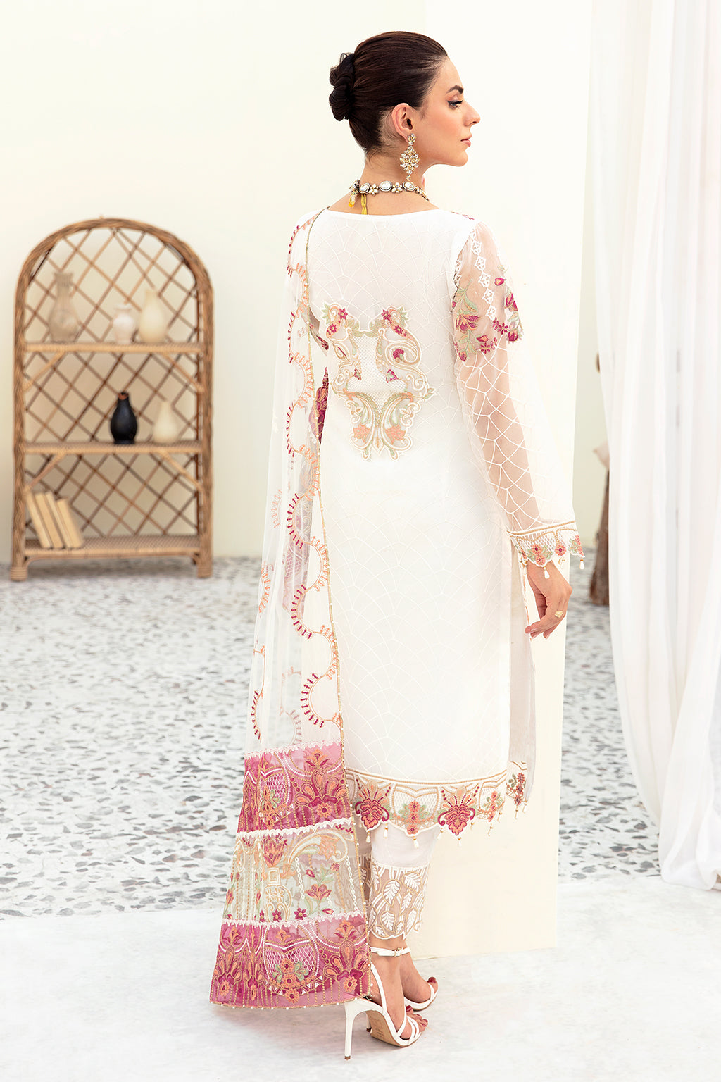 Ramsha - M-907