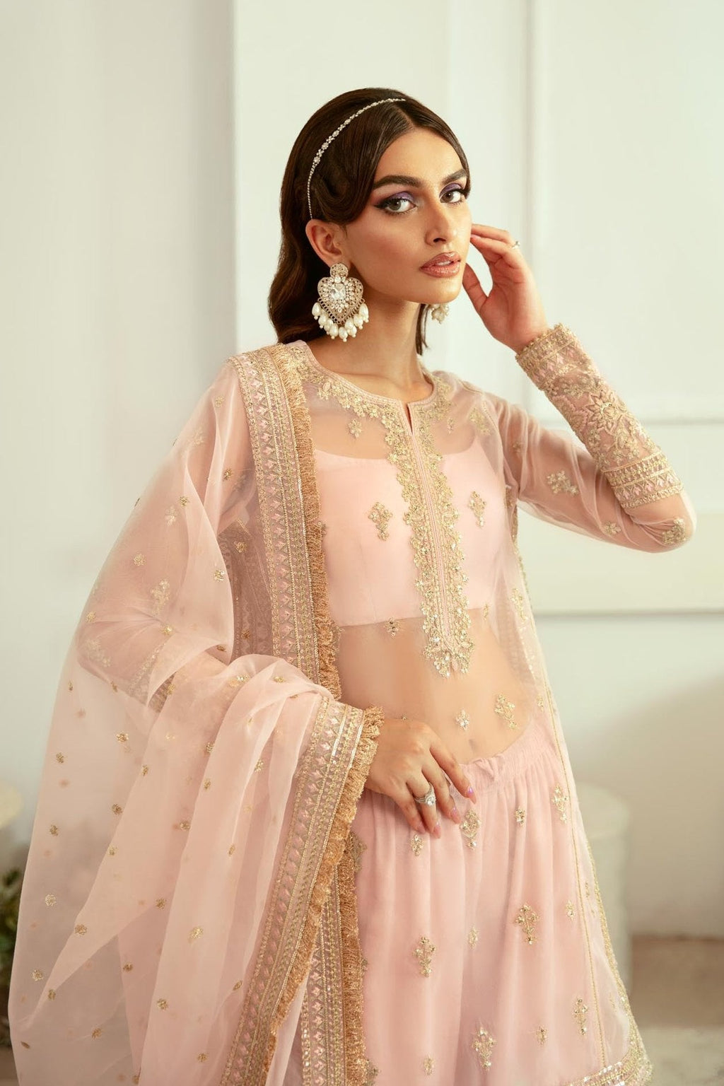 Akbar Aslam - Rosette