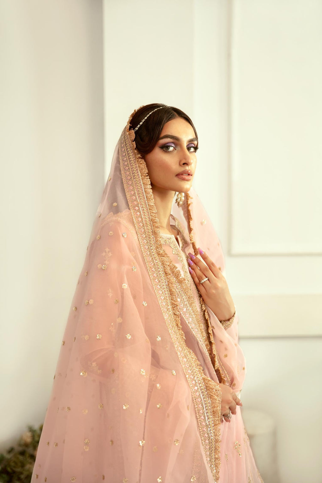 Akbar Aslam - Rosette