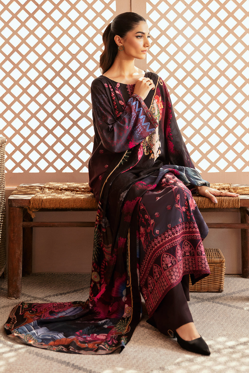 Ramsha - J-305