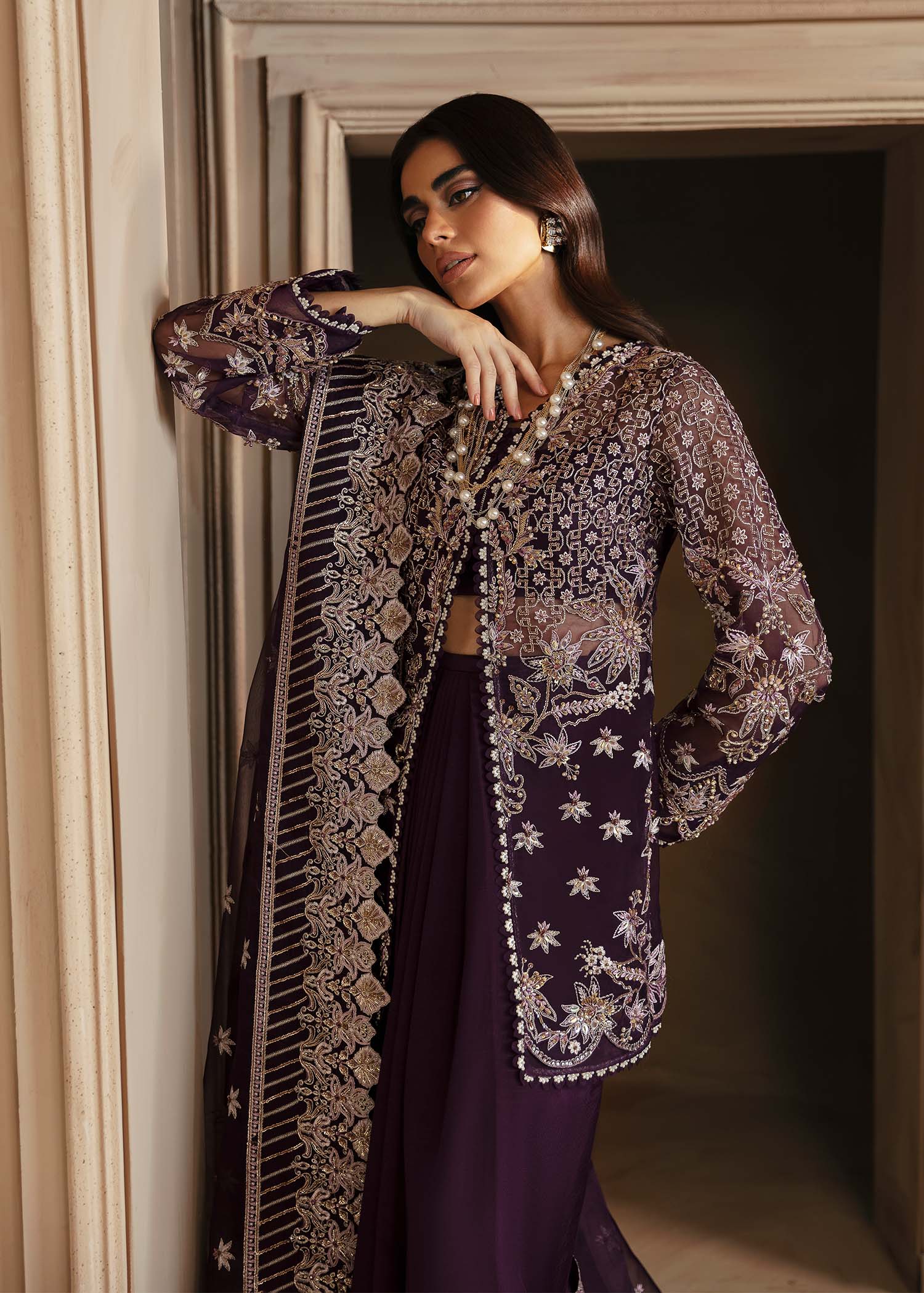 Akbar Aslam - Elowen